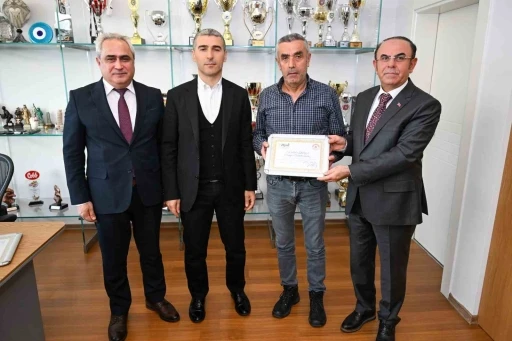 Vergi rekortmeni Gedik Pili&ccedil;, Uşak Valisi Dr. Naci Aktaş&rsquo;ı ağırladı
