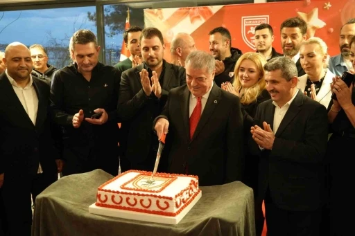 Veysel Bilen: "2025&rsquo;in Samsunspor i&ccedil;in başarılarla ge&ccedil;mesini temenni ediyorum"
