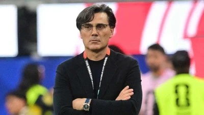 Vincenzo Montella: Başımız dik bir şekilde &uuml;lkemize d&ouml;neceğiz