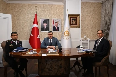 VKS ile toplantıya katıldılar
