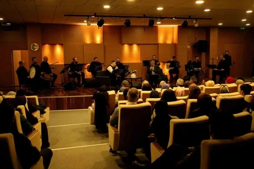 Vuslatın 751. yıl d&ouml;n&uuml;m&uuml;nde y&uuml;reklere dokunan program
