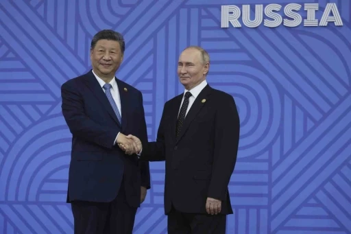 Xi&rsquo;den Putin&rsquo;e yeni yıl mesajı: &ldquo;&Ccedil;in ve Rusya her zaman el ele ilerliyor&rdquo;
