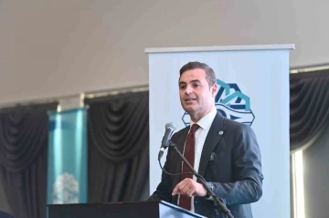 Yağlı G&uuml;reş D&uuml;zenleyen Kentler Birliği Başkanlığına Ahmet Akın se&ccedil;ildi