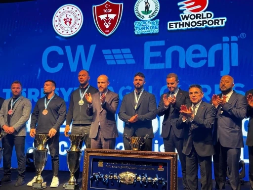 Yağlı g&uuml;reşte kupa Antalya&rsquo;nın
