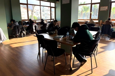 Yalova Belediyesi Kent K&uuml;t&uuml;phanesi Gen&ccedil;lerin Yeni Buluşma Noktası Oldu