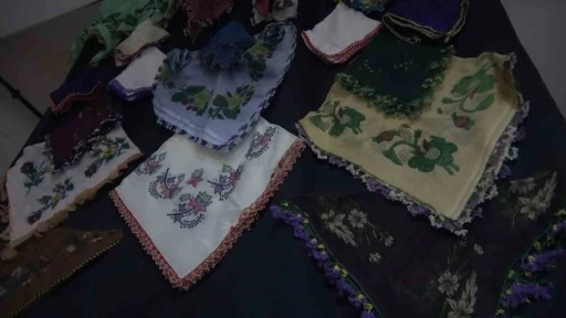 Yalova&rsquo;da &rsquo;Annelerin &Ccedil;eyiz Sandıklarından Sergisi&rsquo; ilgi g&ouml;rd&uuml;
