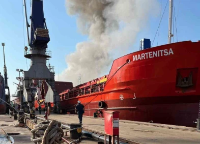Yalova&rsquo;da tersanedeki gemide patlama