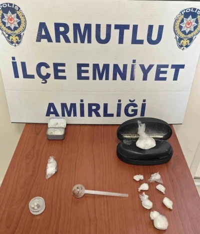 Yalova&rsquo;da uyuşturucu operasyonunda 2 tutuklama
