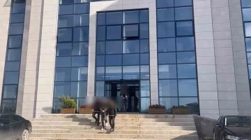 Yalova&rsquo;da &uuml;zerine ge&ccedil;irdiği yorganla hırsızlık yapan zanlı tutuklandı
