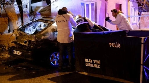 Yanan otomobilde hayatlarını kaybeden gen&ccedil;lerin kimlikleri belli oldu