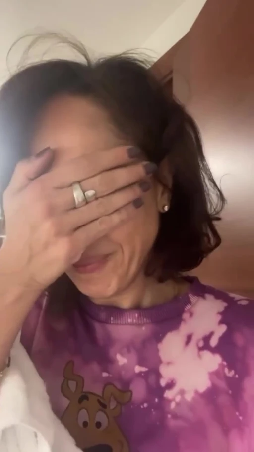 Yangın faciasını otel i&ccedil;inden &ccedil;ekmiş: "&Ouml;lmek &uuml;zereyiz"
