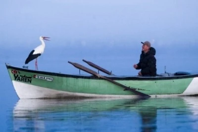  Yaren leylek bu yıl erken g&ouml;&ccedil;t&uuml;