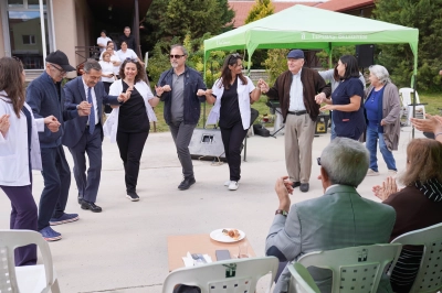 Yaşam K&ouml;y&uuml;&rsquo;nde Hareketlilik ve Alzheimer Farkındalık Bir Arada