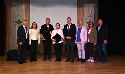 Yaşar Kemal&rsquo;in &ouml;l&uuml;ms&uuml;z eseri Osmangazi&rsquo;de sahnelendi