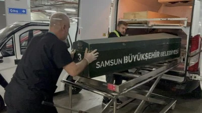 Yaşlı adam evinde tabancayla vurulmuş halde &ouml;l&uuml; bulundu 