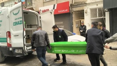 Yaşlı adam vahşice &ouml;ld&uuml;r&uuml;ld&uuml;