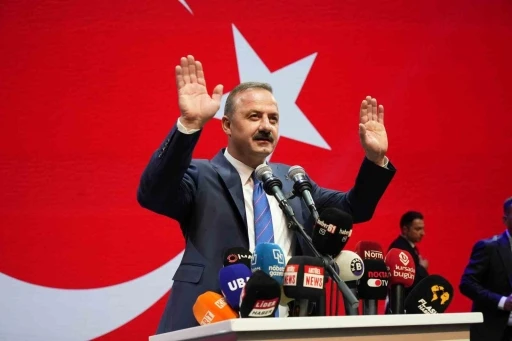 Yavuz Ağıralioğlu, Anahtar Parti&rsquo;nin tanıtımını ger&ccedil;ekleştirdi