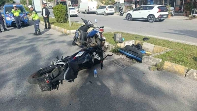 Yaya ge&ccedil;idine d&ouml;nmeye &ccedil;alışırken kaza yaptı: 1 yaralı
