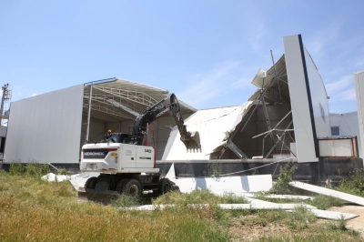 Yaylacık&rsquo;ta Ka&ccedil;ak Depo Yıkıldı