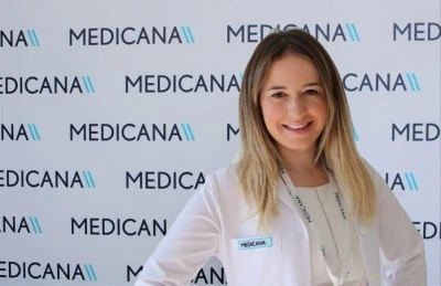 Yazın cilt yaşlanmasının &ouml;n&uuml;ne ge&ccedil;menin yolu