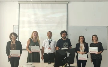 YD&Uuml;&rsquo;l&uuml; akademisyenler Romanya&rsquo;dan &ouml;d&uuml;lle d&ouml;nd&uuml;
