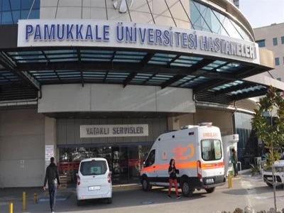 Yeni doğum yapan arkadaşının bebeğini &ccedil;alarken yakalandı 