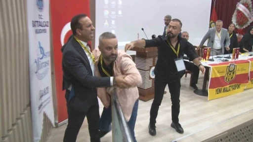 Yeni Malatyaspor&rsquo;da olaylı kongre
