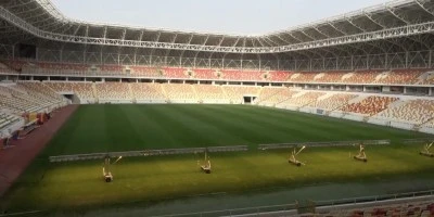  Yeni Malatyaspor'dan geriye kusursuz stat zemini kaldı