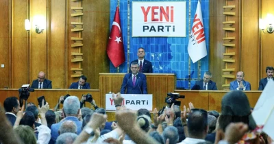 Yeni Parti'de &uuml;ye sayısı 300 bini aştı!