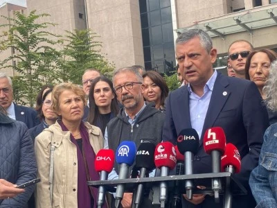 Yeni Parti Genel Başkanı &Ouml;zg&uuml;r &ouml;zel, 10 Ekim Gar davası i&ccedil;in Adliyeye geldi
