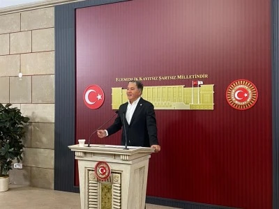 Yeni Parti Grup Başkan Vekili Murat Emir: &Uuml;sk&uuml;dar'da meclis &uuml;yelerimiz baskı altına alınmış