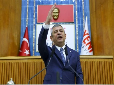Yeni Parti Lideri &Ouml;zg&uuml;r &Ouml;zel: Elim kırılsaydı da aday yapmasaydım