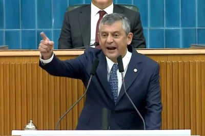 Yeni Parti Lideri &Ouml;zg&uuml;r &Ouml;zel: Ailelere sahip &ccedil;ıkarsanız Aile Bakanısınız