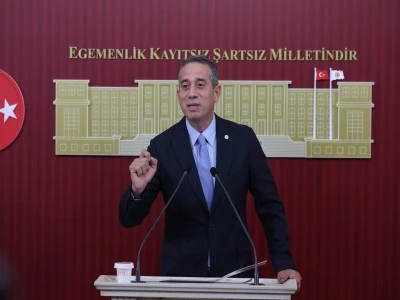 Yeni Partili Başarır: İzmir sokaklarında gezemez