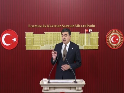 Yeni Partili Emre: &Uuml;ye sayımız 300 binin &uuml;zerine &ccedil;ıktı