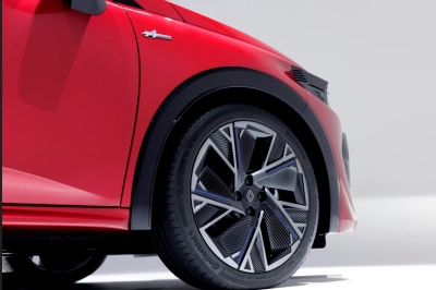 Yeni Renault Clio, D&uuml;nya Genelinde  Continental EcoContact 7 İle Yola &Ccedil;ıkıyor