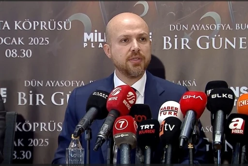 Yeni yılın ilk g&uuml;n&uuml;nde Galata K&ouml;pr&uuml;s&uuml;&rsquo;nde Gazze i&ccedil;in toplanma &ccedil;ağrısı
