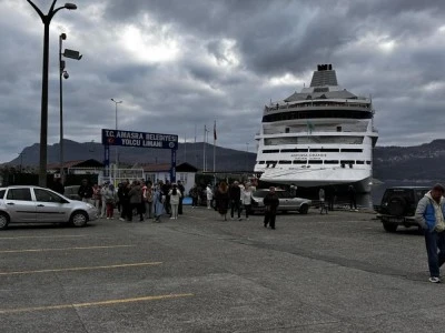 Yeni yılın ilk Rus turistleri Amasra'da