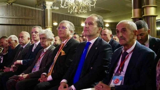 Yeniden Refah Partisi Genel Başkanı Erbakan: "İsrail nedeniyle yıllardan beri Orta Doğu&rsquo;da kan var"
