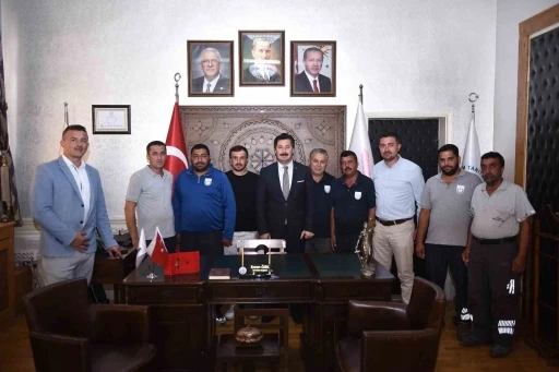 Yenişehir Belediyesi&rsquo;nden ge&ccedil;ici iş&ccedil;ilere m&uuml;jde