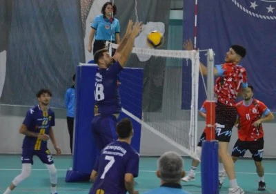 Yenişehir Belediyespor&lsquo;da hedef 1 lig