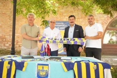 Yenişehir Belediyespor, Teknik Direkt&ouml;r Sait Ulvi &Ouml;zdemir ile anlaştı
