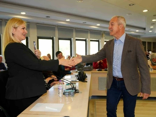 Yerleşik yabancılardan oluşan &rsquo;Yeni Alanyalılar Meclisi&rsquo;  Alanya Belediyesi&rsquo;nde buluştu
