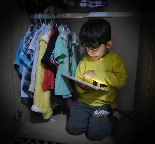 Yeşilay&rsquo;ın sergisinde Manisa&rsquo;dan da fotoğraf yer aldı
