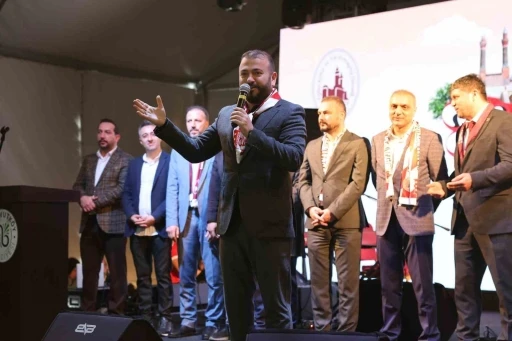 Yiğidolar Sivas k&uuml;lt&uuml;r&uuml;n&uuml; Arnavutk&ouml;y&rsquo;e taşıdı
