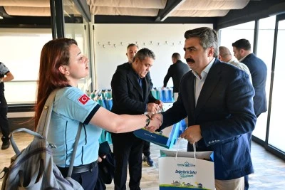 Yıldırım Belediye Başkanı Oktay Yılmaz, zabıta personeliyle bir araya geldi