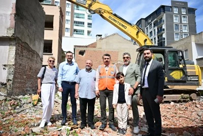Yıldırım Belediyesi'nde kentsel d&ouml;n&uuml;ş&uuml;m &ccedil;alışmaları hız kesmeden devam ediyor
