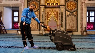 Yıldırım Belediyesi'nden camilere bayram temizliği