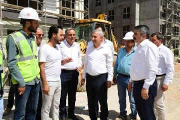 Yıldırım Belediyesi'nden deprem b&ouml;lgesine kardeşlik eli