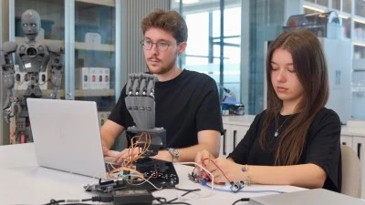 Yıldırım Belediyesi'nden gen&ccedil;lere yapay zeka eğitim programı
